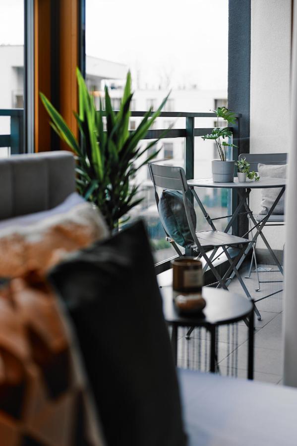 Przytulny Apartament Greenwall Krakkó Kültér fotó